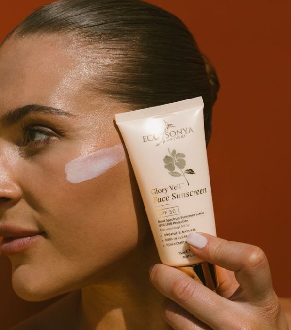 Eco By Sonya Glory Veil Face Sunscreen SPF50